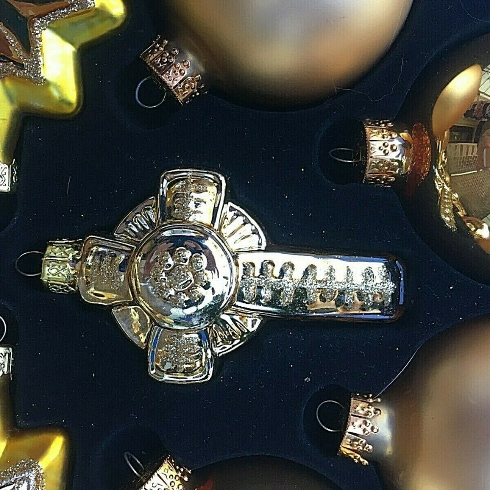 Holiday Home Glass Christmas Ornament Set Of 12 Gold Star Cross NIB opened      - Picture 3 of 9